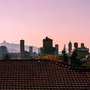 Skyline 1/7 , Bologna Italia