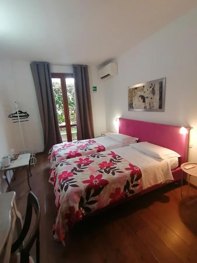 Guest house Selfmatic Hotel Orio al Serio Italy